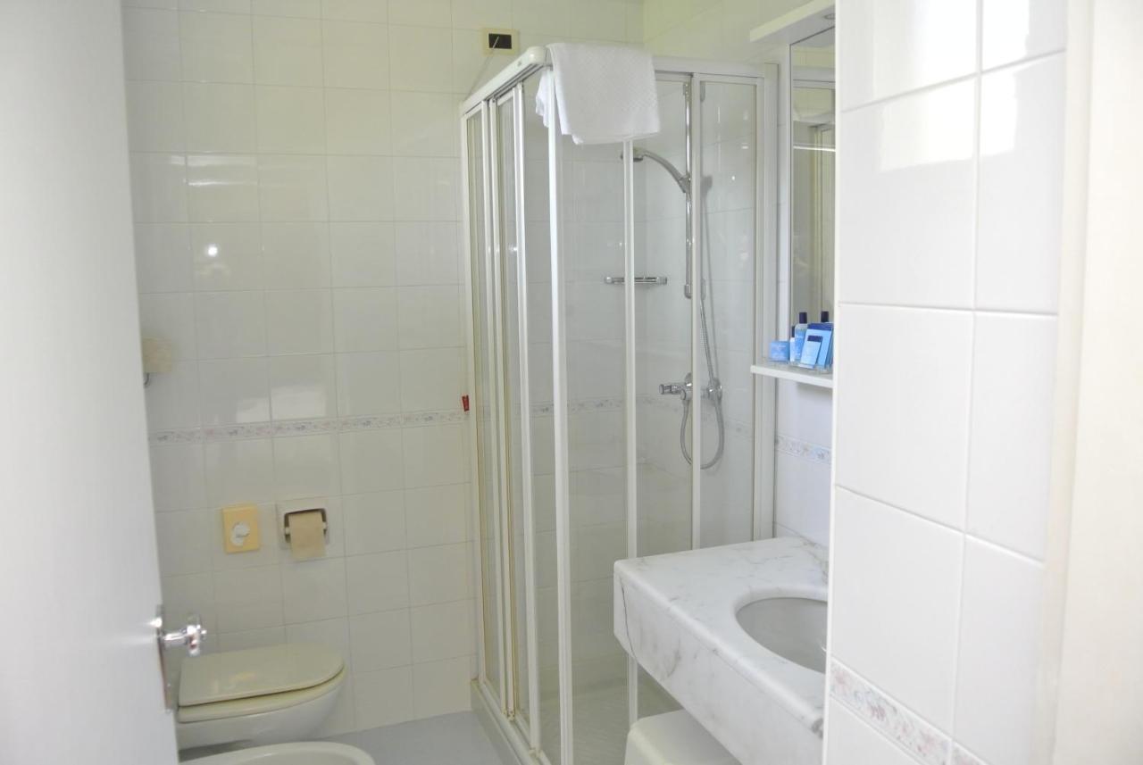 Garden Hotel 4*